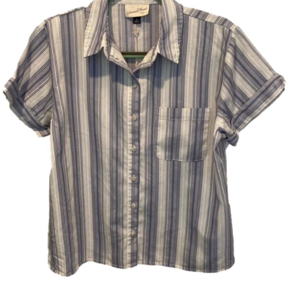 NWT Women's Universal Thread Button Down Shirt Size XS Blue/Gray/White